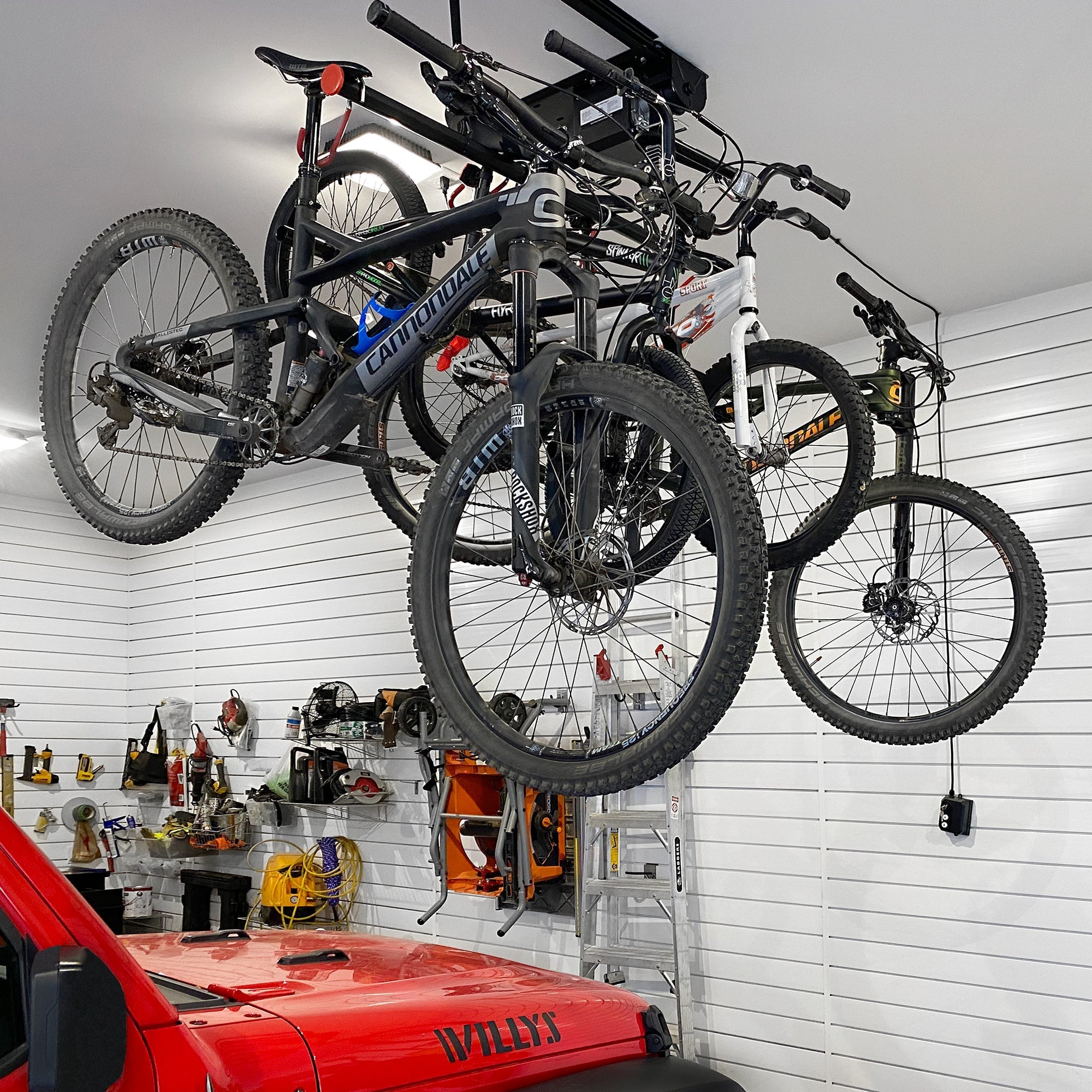 Proslat Garage Gator Compact 4 Bike Lift -220 lb - Garage