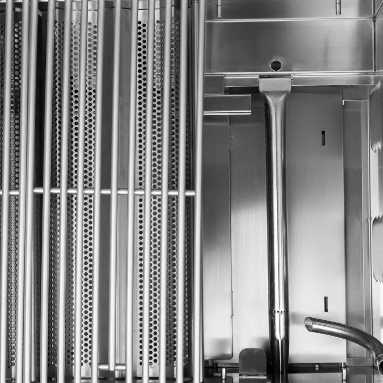 Blaze Prelude LBM 32-Inch 4-Burner Grill (LP) - BLZ-4LBM-LP