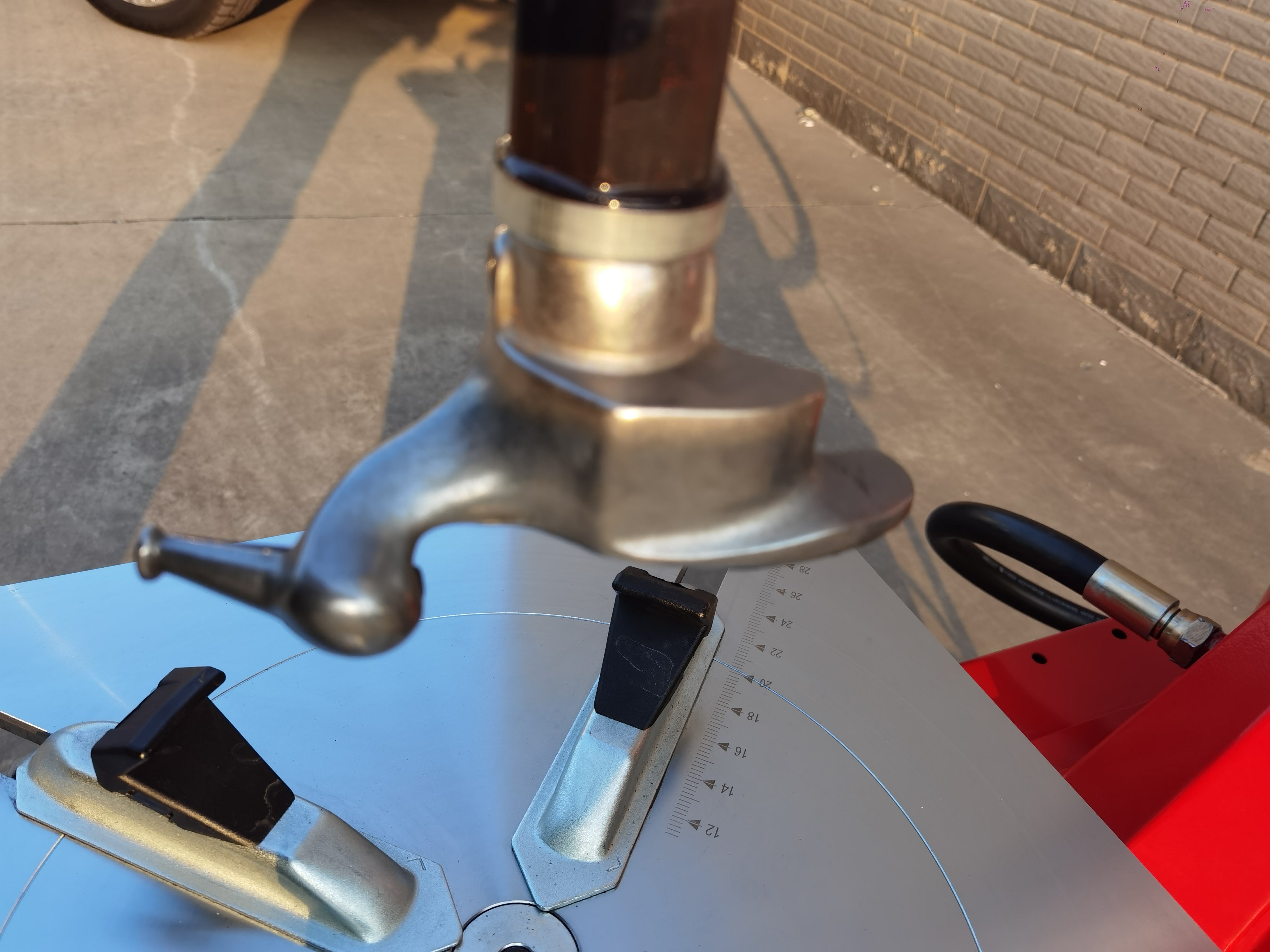 KATOOL KT-T835 2.0HP Tire Changer Machine with Wheel Clamp Assist