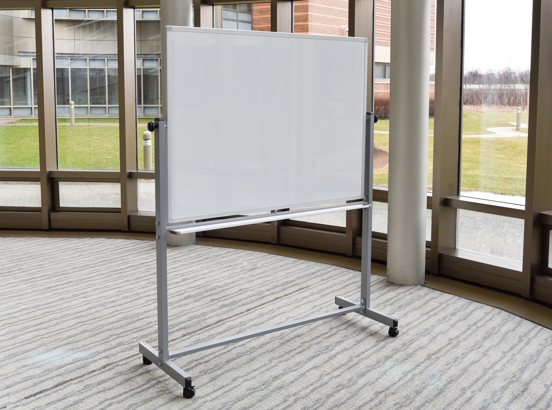 Luxor 48x36 Reversible Magnetic Whiteboard/ Whiteboard