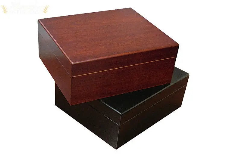 Chalet Desktop Cigar Humidor with Spanish Cedar, Hygrometer, Humidifier