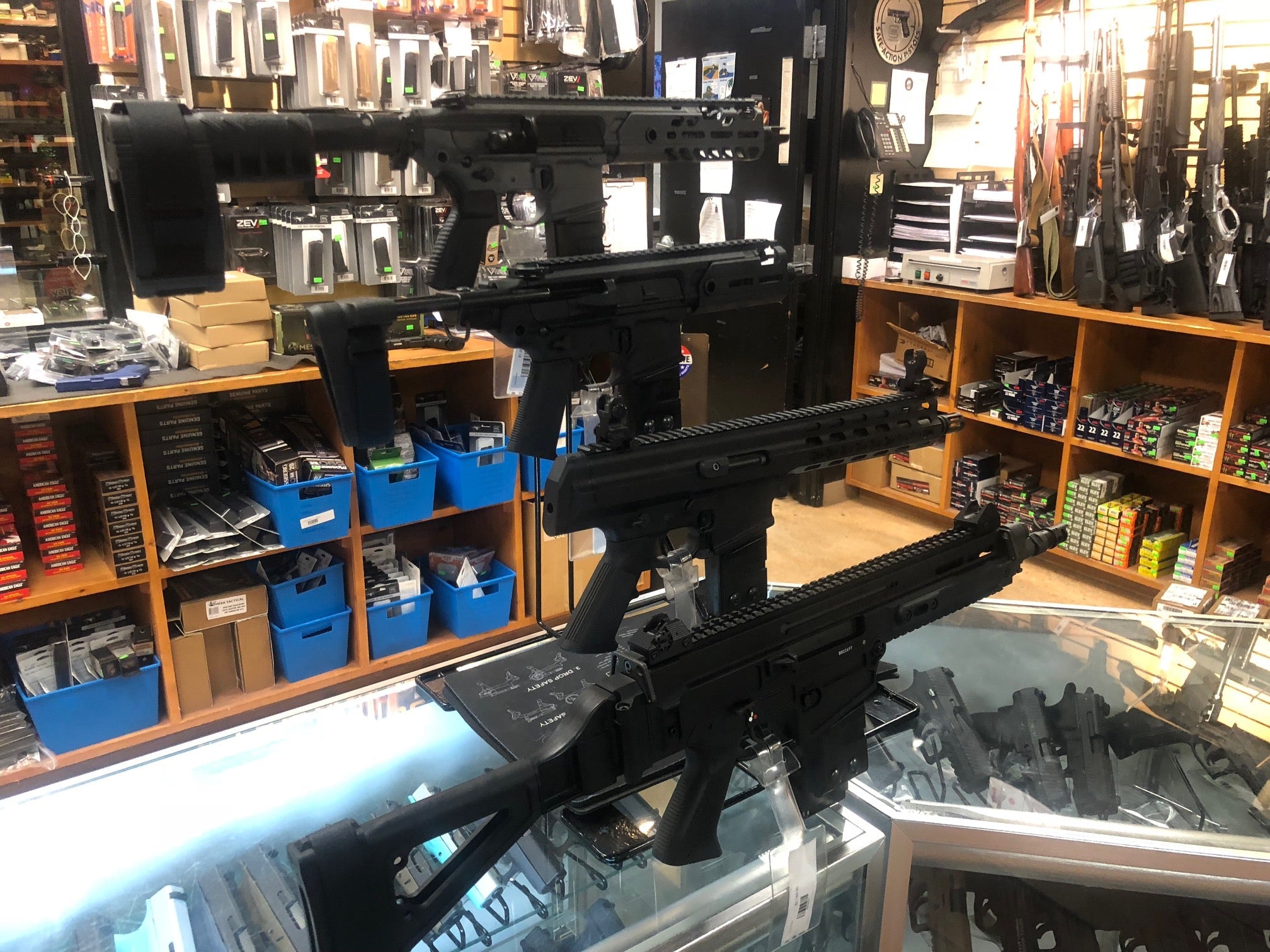 4-Rifle Wire AR Table-Top Display. (SKU: 9276)