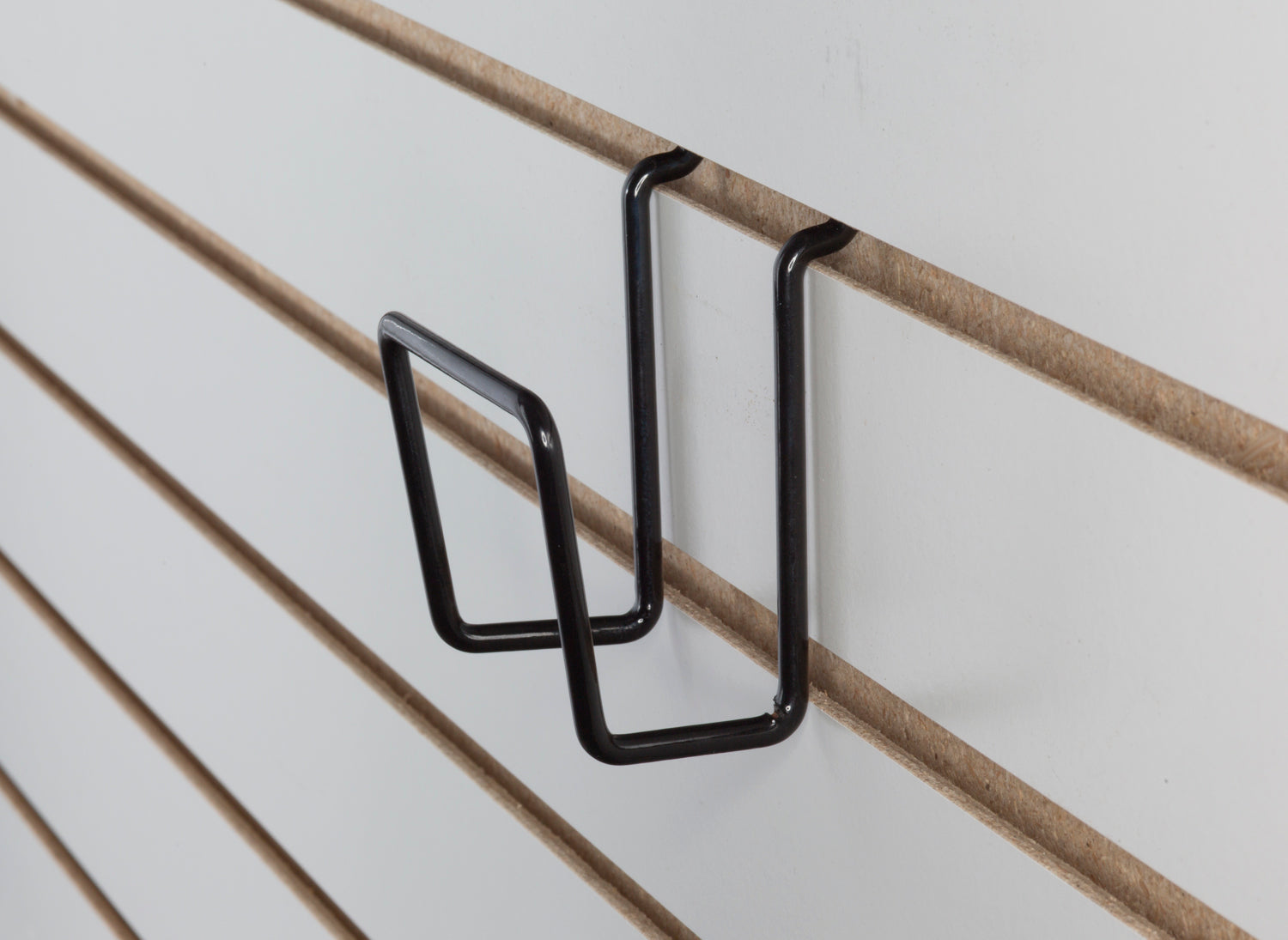 4’2” 18 Rifle “U-Shape” Display Slat Wall (SKU: 6687S)