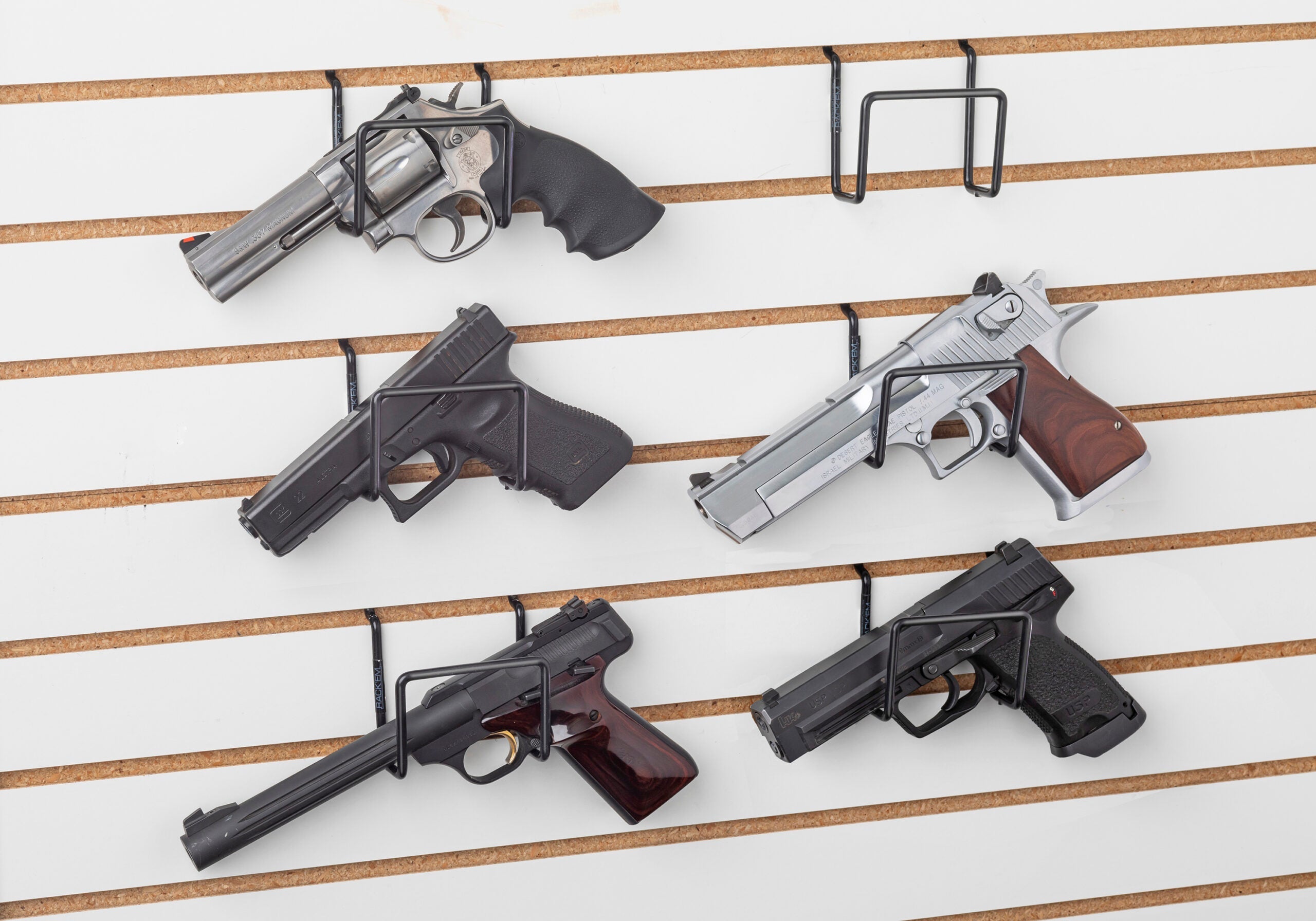 Full Size-Plus Pistol/Rifle Display (1 Pc) – Slat Wall/Peg Board (SKU: 6149)