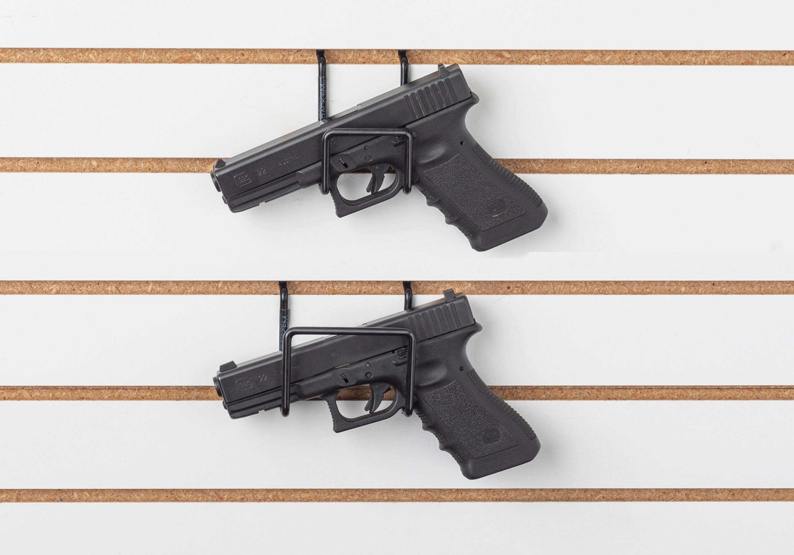 Full Size-Plus Pistol/Rifle Display (1 Pc) – Slat Wall/Peg Board (SKU: 6149)