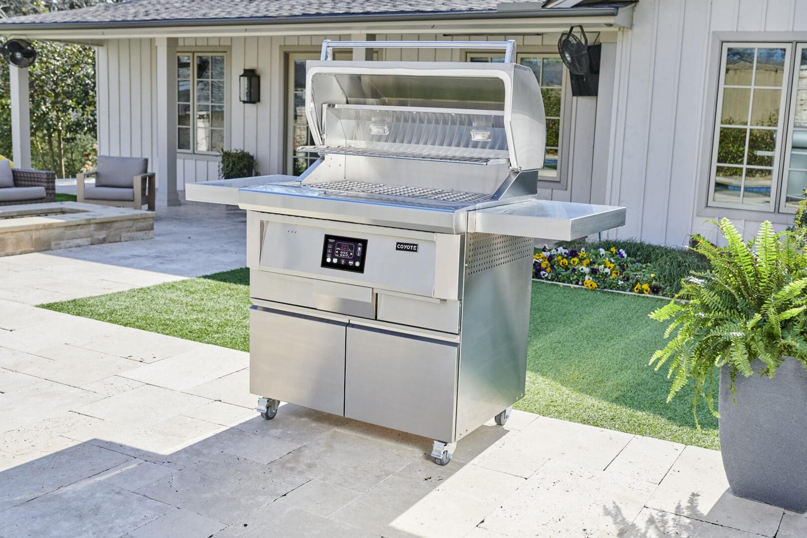 28 Inch Freestanding Pellet Grill with 800 sq. inches 