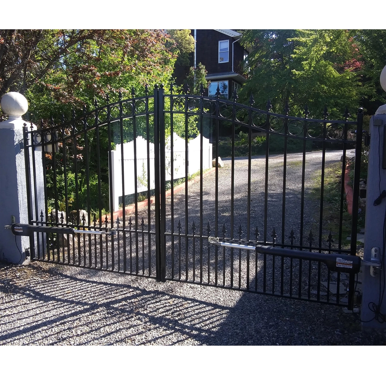 Aleko Steel Dual Swing Driveway Gate - PRAGUE Style - 14 x 6